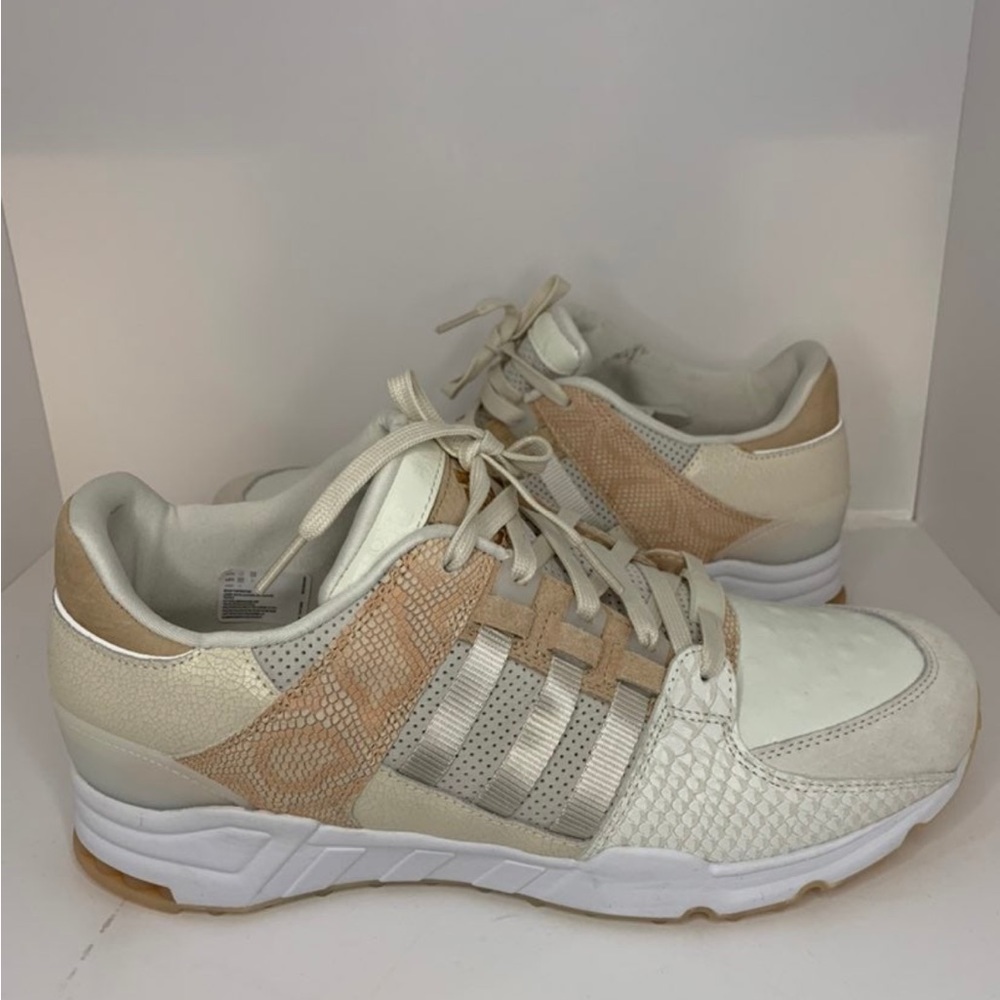 Adidas Equipment Running Support BAGE NWT Size 12